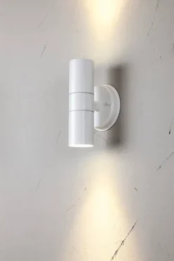 Airam Alppila 2S Vägglampa IP44
