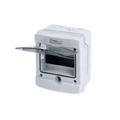 Kapsling IP65 6 moduler med rökfärgad dörr 165x201x120